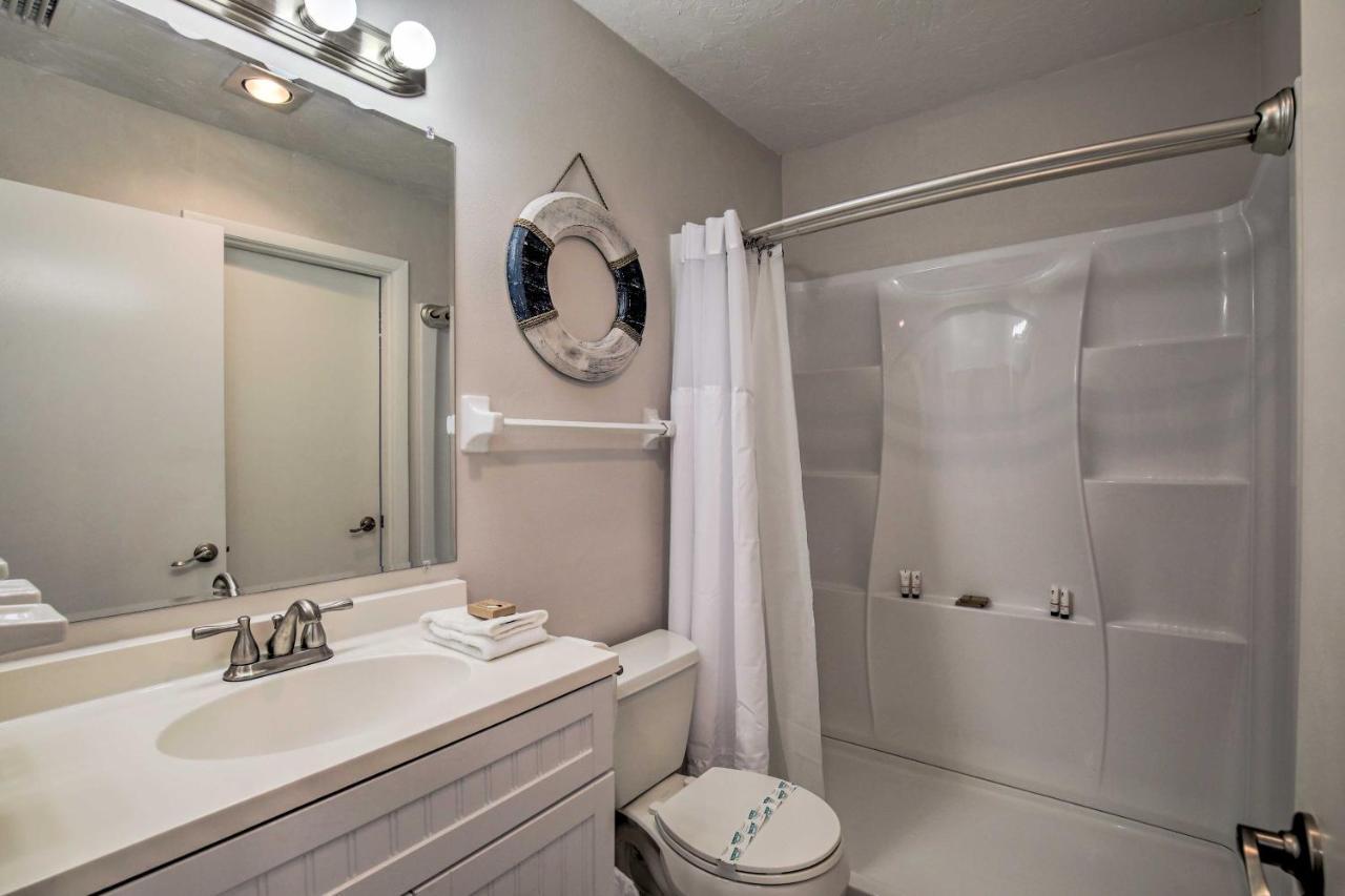 Condo With Pool Access Less Than 4 Miles To Siesta Key Beach Sarasota Exterior photo
